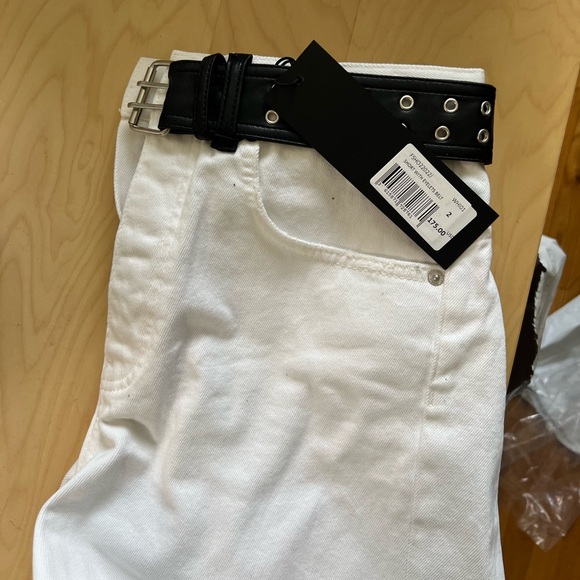 The KOOPLES white denim shorts size M NWT - Picture 8 of 10